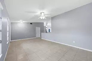 5067 Canal Cir E, Lake Worth, FL 33467 - Photo 12