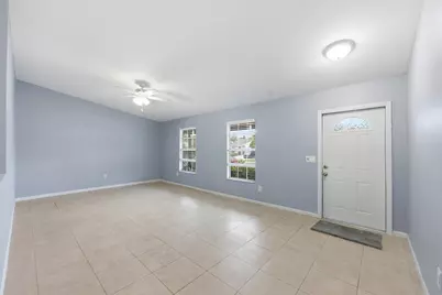 5067 Canal Circle E, Lake Worth, FL 33467 - Photo 10