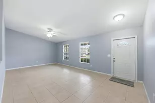 5067 Canal Cir E, Lake Worth, FL 33467 - Photo 10