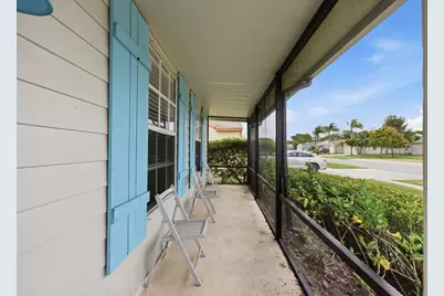 5067 Canal Circle E, Lake Worth, FL 33467 - Photo 6