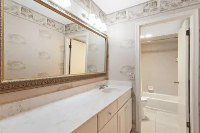 1147 Hillsboro Mile #307, Pompano Beach, FL 33062 - Photo 22