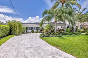 2005 N Riverside Dr, Pompano Beach, FL 33062 - Photo 8