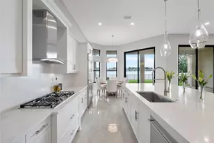 9025 Parkland Bay Dr, Parkland, FL 33076 - Photo 16