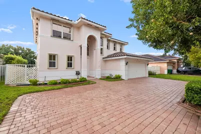 2738 SW 137th Terrace, Miramar, FL 33027 - Photo 4
