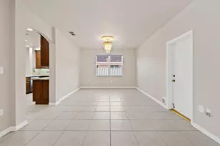 2738 SW 137th Terrace, Miramar, FL 33027 - Photo 10