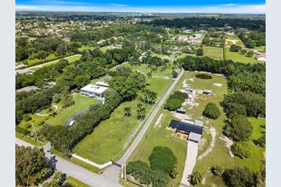 14501 Mustang Trail, Fort Lauderdale, FL 33330 - Photo 2