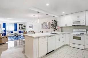 4751 NW 21st St, Lauderhill, FL 33313 - Photo 10