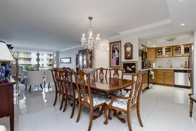 2501 Brickell Avenue #903, Miami, FL 33129 - Photo 8