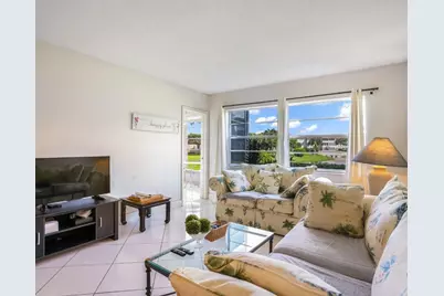 4705 NW 35th Street #411, Tamarac, FL 33319 - Photo 4