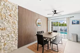 304 SE 4th St, Dania Beach, FL 33004 - Photo 10