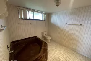 840 NE 199th St, Miami, FL 33179 - Photo 12