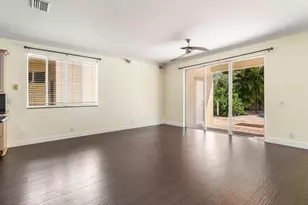 1325 Camellia Cir, Weston, FL 33326 - Photo 14