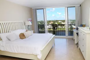 521 N Riverside Dr, Pompano Beach, FL 33062 - Photo 8