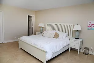 521 N Riverside Dr, Pompano Beach, FL 33062 - Photo 10