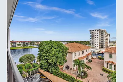 1150 Hillsboro Mile #402, Pompano Beach, FL 33062 - Photo 10