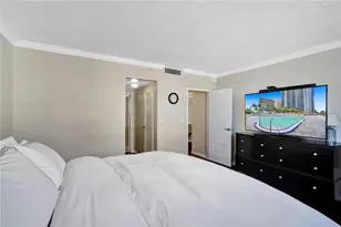 4250 Galt Ocean Dr, Fort Lauderdale, FL 33308 - Photo 10