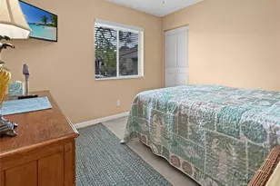 320 Knotty Pine Cir, Greenacres, FL 33463 - Photo 18