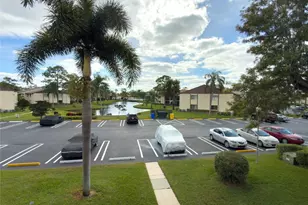 320 Knotty Pine Cir, Greenacres, FL 33463 - Photo 22