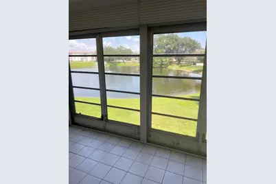 4301 Martinique Circle #L2, Pompano Beach, FL 33066 - Photo 10