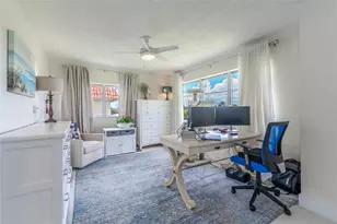 9411 N Hollybrook Lake Dr, Pembroke Pines, FL 33025 - Photo 6