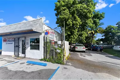 4331 W Hallandale Beach Boulevard, Hollywood, FL  - Photo 2