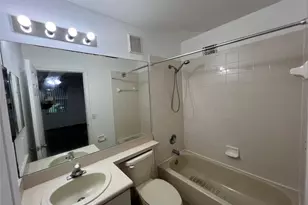 6756 Sienna Club Dr, Lauderhill, FL 33319 - Photo 24