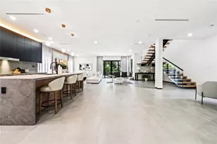 3320 NE 17th St, Fort Lauderdale, FL 33305 - Photo 8