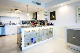 2450 Presidential Way, West Palm Beach, FL 33401 - Photo 8