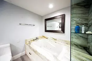 2450 Presidential Way, West Palm Beach, FL 33401 - Photo 24