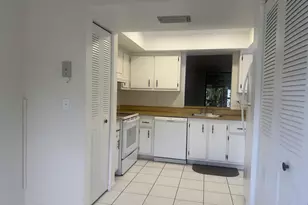 7420 NW 18th St, Margate, FL 33063 - Photo 4