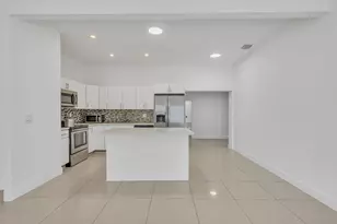 16010 NE 5th Ave, Miami, FL 33162 - Photo 10