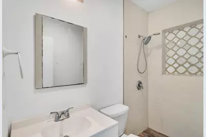 16010 NE 5th Avenue, Miami, FL 33162 - Photo 18