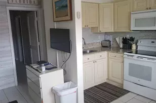 120 NE 20th Ave, Deerfield Beach, FL 33441 - Photo 4