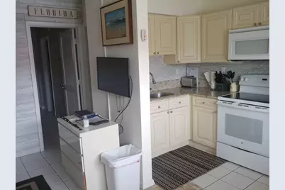 120 NE 20th Avenue #3, Deerfield Beach, FL 33441 - Photo 4