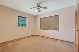 1122 Beach Rd, Riviera Beach, FL 33404 - Photo 20