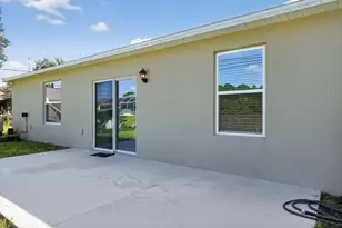 8445 101st Ct, Vero Beach, FL 32967 - Photo 32