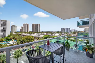 3233 NE 34th Street #814, Fort Lauderdale, FL 33308 - Photo 2