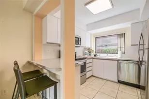 6010 S Falls Cir Dr, Lauderhill, FL 33319 - Photo 8