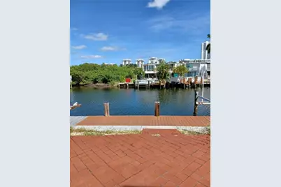 1018 NE 25th, Hallandale Beach, FL 33009 - Photo 4