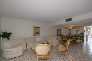 1018 NE 25th, Hallandale Beach, FL 33009 - Photo 10