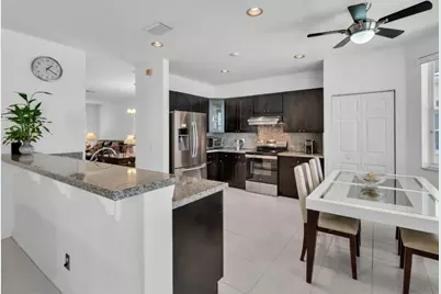 4032 Pinewood Lane, Weston, FL 33331 - Photo 4