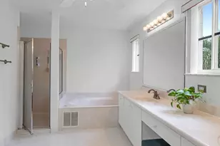 4032 Pinewood Ln, Weston, FL 33331 - Photo 34