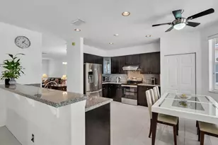 4032 Pinewood Ln, Weston, FL 33331 - Photo 4