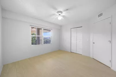 550 SW 137th Avenue #401L, Pembroke Pines, FL 33027 - Photo 14