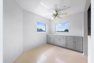 550 SW 137th Avenue #401L, Pembroke Pines, FL 33027 - Photo 8