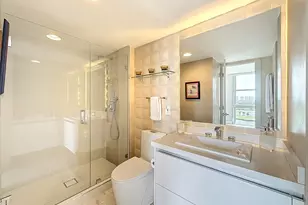 3625 N Country Club Dr, Aventura, FL 33180 - Photo 22