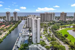 3625 N Country Club Dr, Aventura, FL 33180 - Photo 4