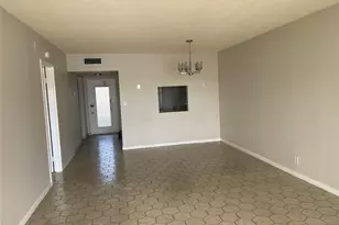 1005 Country Club Dr, Margate, FL 33063 - Photo 18