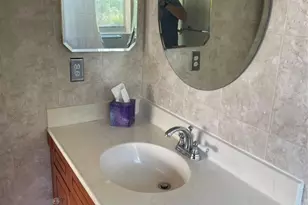 1025 Country Club Dr, Margate, FL 33063 - Photo 12