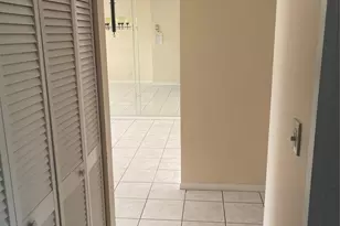 1025 Country Club Dr, Margate, FL 33063 - Photo 22